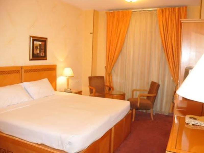 Qasr Al Ansar Golden Tulip Hotel Μεδίνα Εξωτερικό φωτογραφία