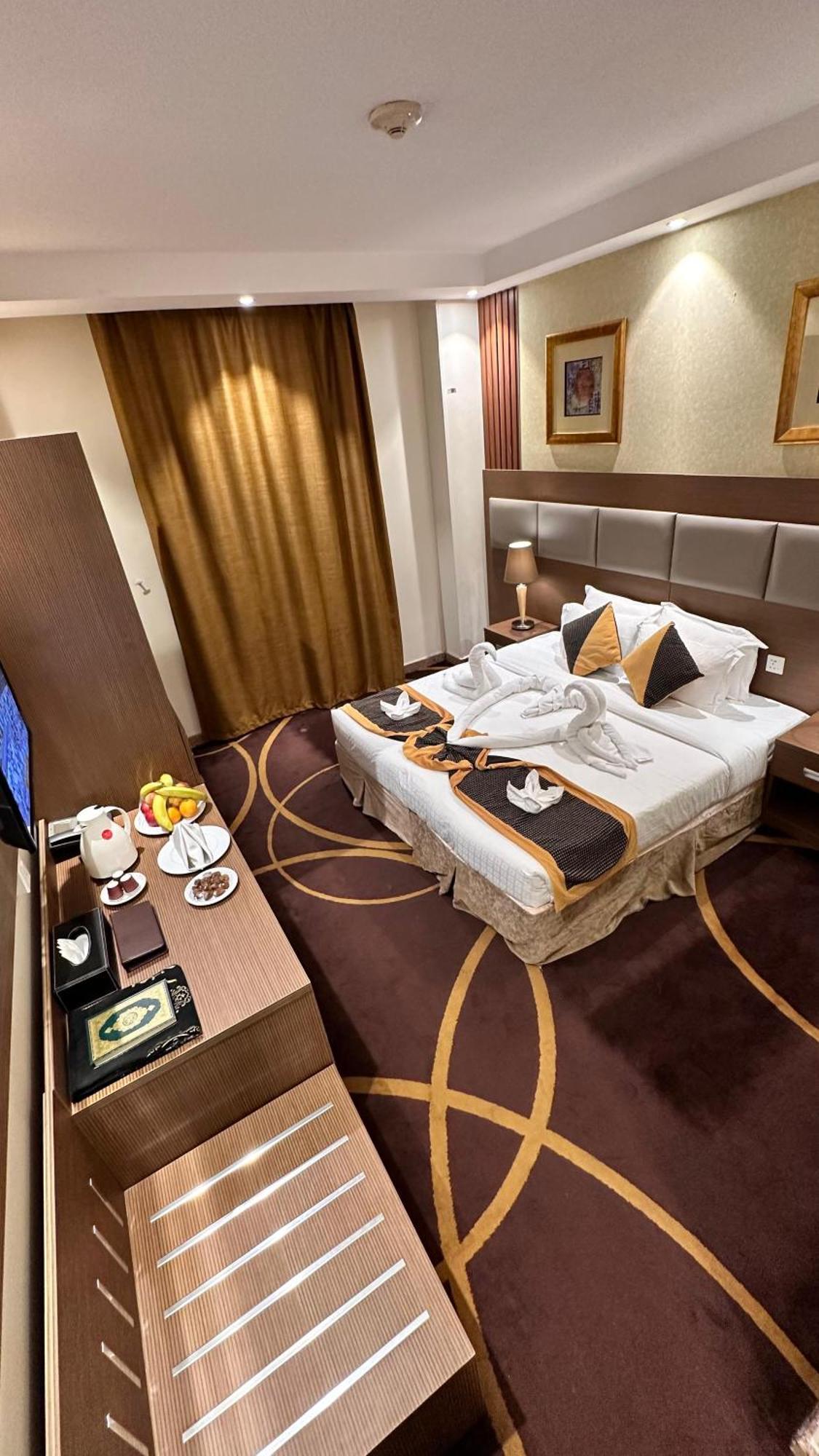 Qasr Al Ansar Golden Tulip Hotel Μεδίνα Εξωτερικό φωτογραφία