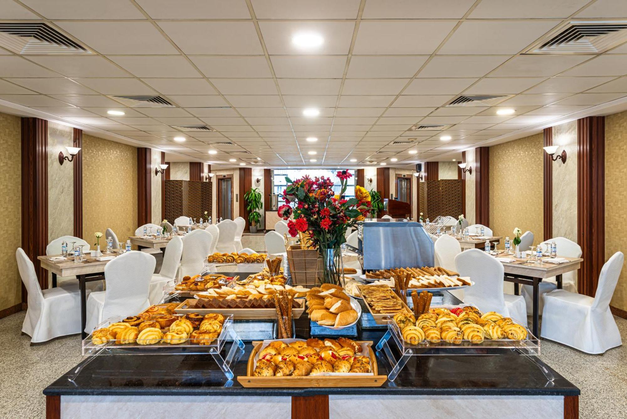 Qasr Al Ansar Golden Tulip Hotel Μεδίνα Εξωτερικό φωτογραφία