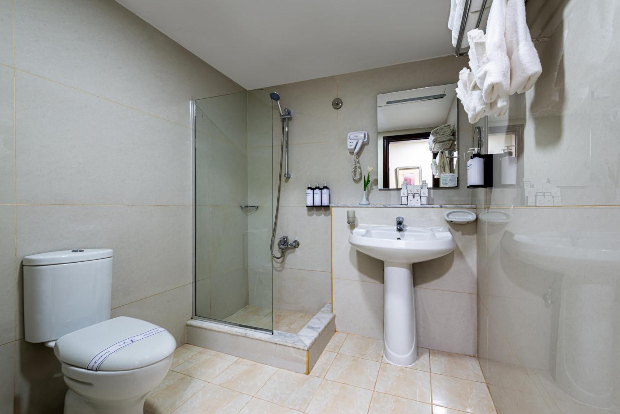 Qasr Al Ansar Golden Tulip Hotel Μεδίνα Εξωτερικό φωτογραφία